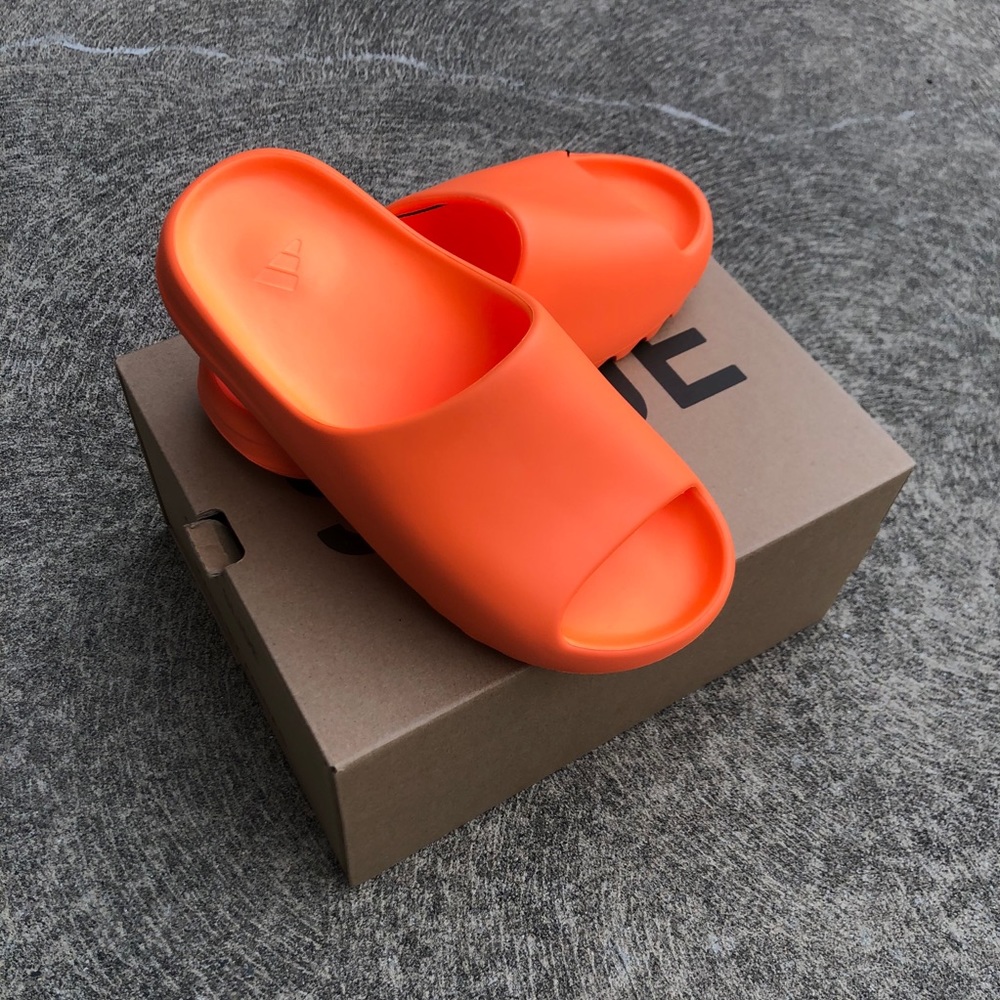 Bright Orange Adidas Yeezy Slides 🧡